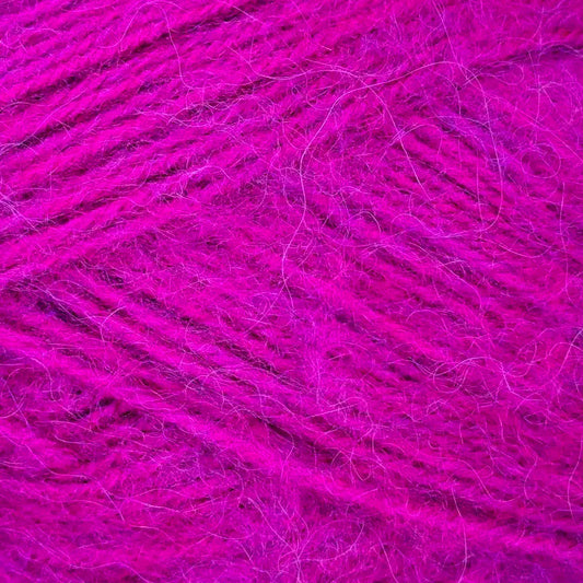 Cygnet Sugar spun DK